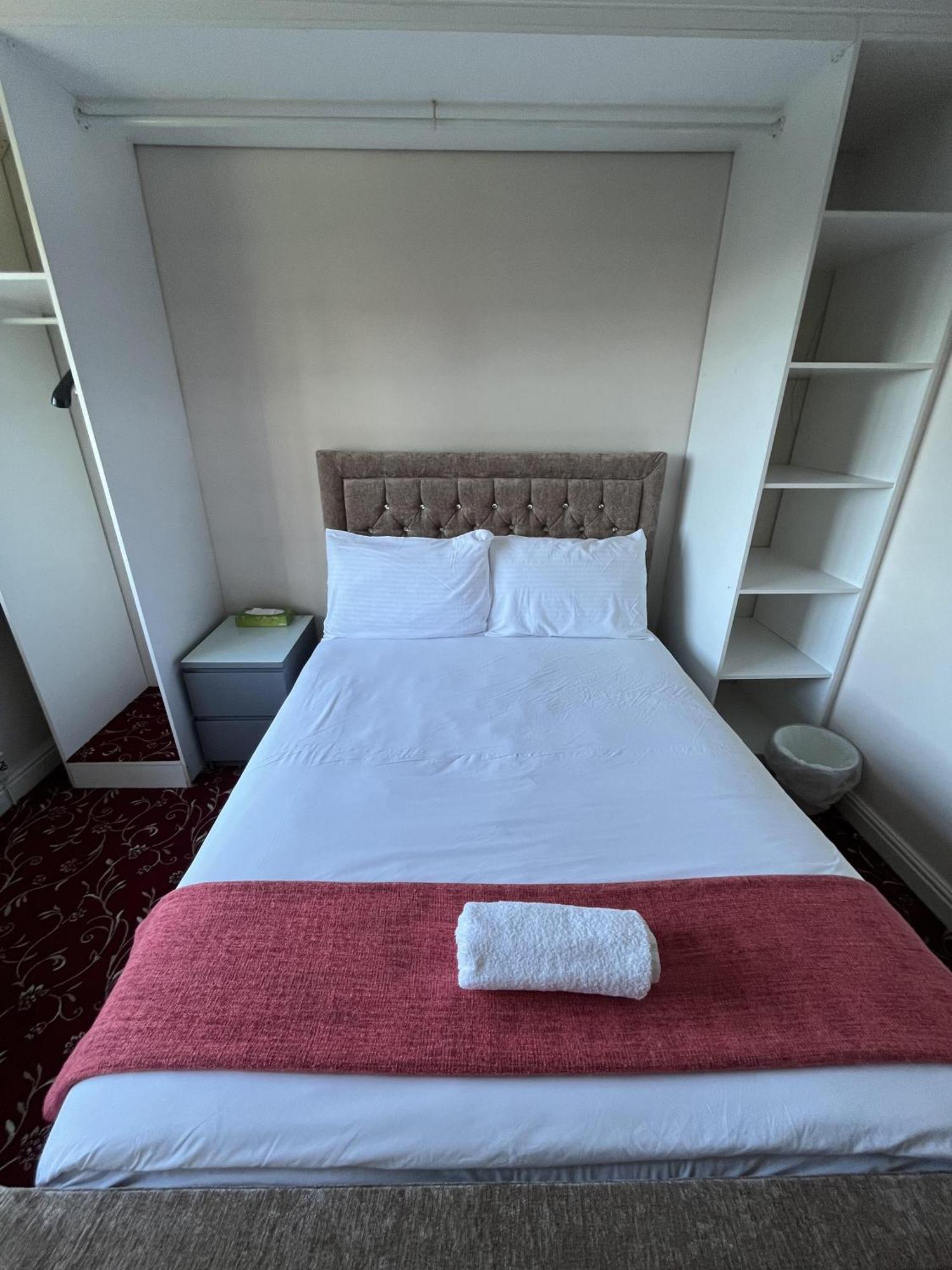 Unwind In Comfort At Cosy Caradus Free Parking Birmingham Buitenkant foto