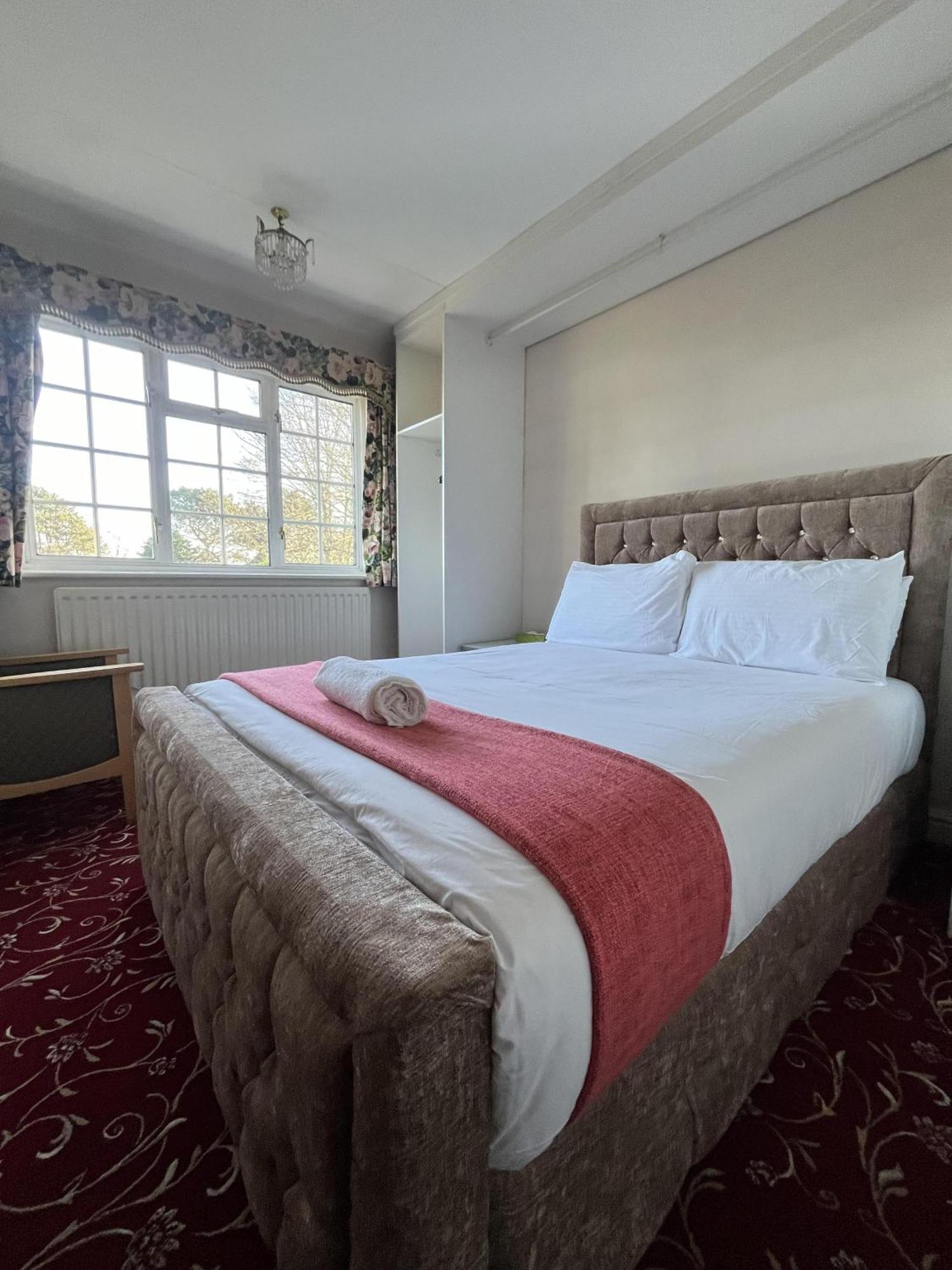 Unwind In Comfort At Cosy Caradus Free Parking Birmingham Buitenkant foto