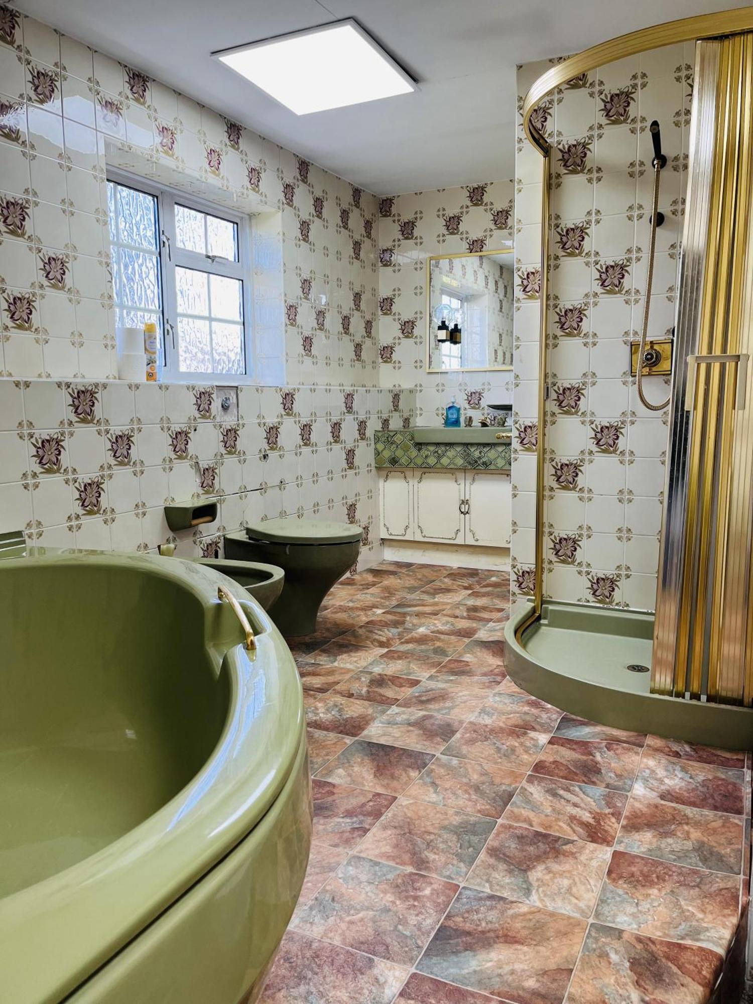 Unwind In Comfort At Cosy Caradus Free Parking Birmingham Buitenkant foto