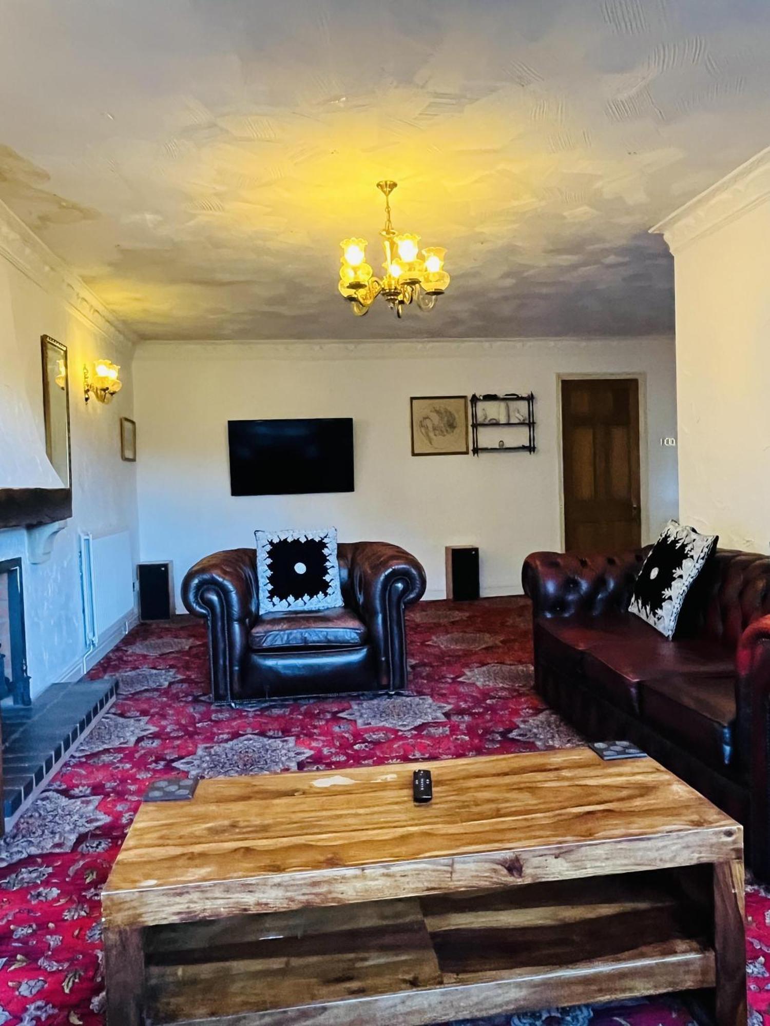 Unwind In Comfort At Cosy Caradus Free Parking Birmingham Buitenkant foto